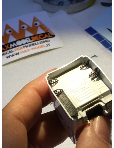 Staffe retrocabina Iveco 1:87 - 3D - M761