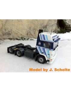 Volvo F12 Globetrotter gradient blue - M67438 - J. Scholte model - left side