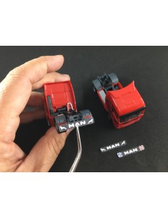 Paraschizzi MAN -  3D - M111A dettaglio
