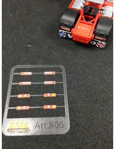 Luci posteriori per Volvo 1/87 -  3D - M806 particolari