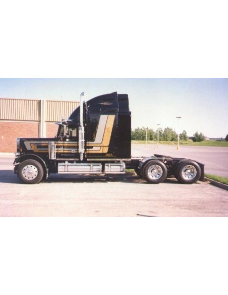 Freightliner Conventional FLC 12064T Saddle Brook – M67477 reale Freightliner Conventional FLC 12064T Saddle Brook – M67477 reale