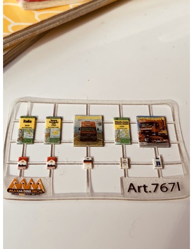 Dashboard accessories Italian 1:24 - 3D - M767I details