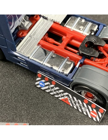 Paraschizzi MERCEDES - 3D - M112M vista laterale