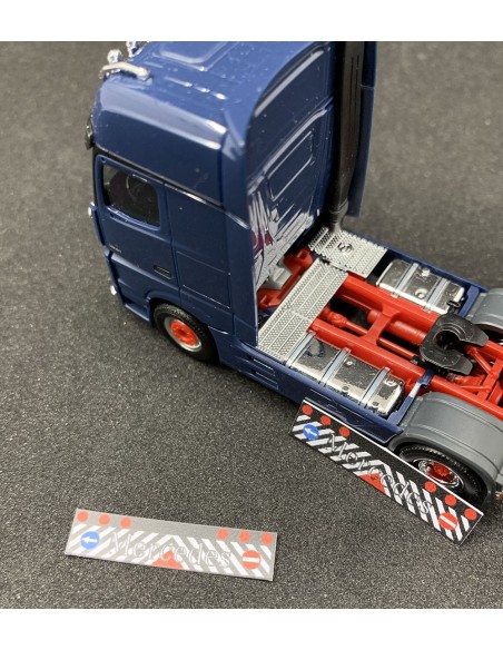 Mudflaps MERCEDES - 3D - M112M together Mudflaps MERCEDES - 3D - M112M together