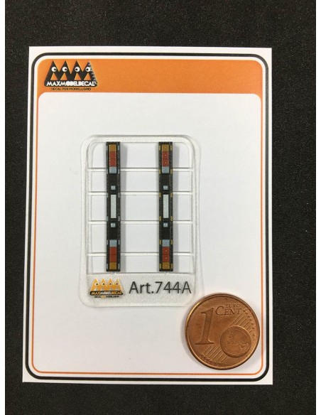 Rear square lights -  3D - M744A Rear square lights -  3D - M744A