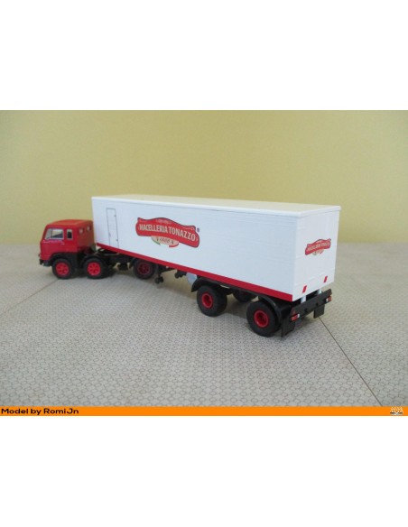 Macelleria Tonazzo - M62602 FIAT 693 trattore retro