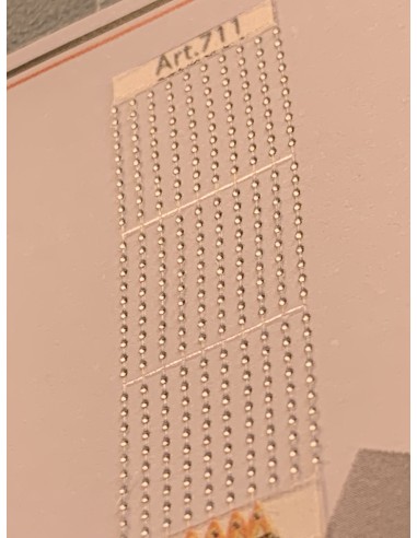 Rivetti prespaziati - 3D - M711A - dettaglio