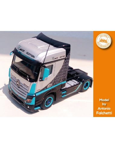 Mercedes Actros MP4 Race Edition - M62484 left side model