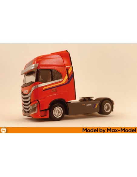 Iveco S-Way Turbostar Legend - M62858 left model