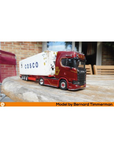 Scania S 50 Anniversary V8 - M62482 model by Bernard Timmerman with trailer