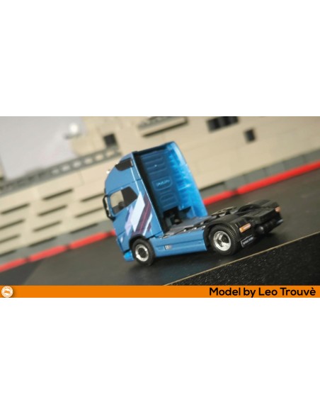 Volvo FH4 Limited Edition OCEAN RACE - M62802 model by Leo Trouvè rear Volvo FH4 Limited Edition OCEAN RACE - M62802 model by Leo Trouvè rear