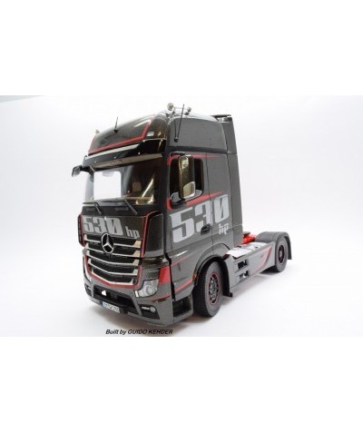 Mercedes Actros MP4 Racing Edition in scala 1/24